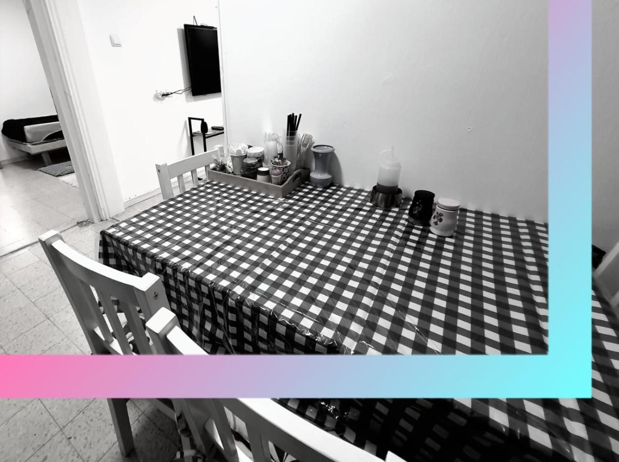 נוף לאגם הכנרת היפה והמרגיע Appartement Tiberias Buitenkant foto